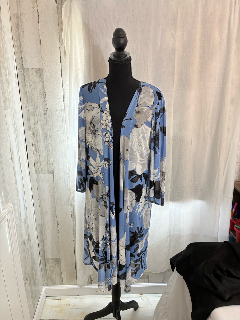 Sara Michelle Black dress with floral cardigan attached women’s Sz XL